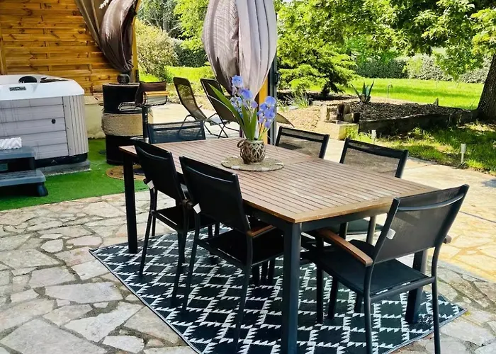 Jacuzzi Privatif 5km Du Centre Апартаменты Premilhat