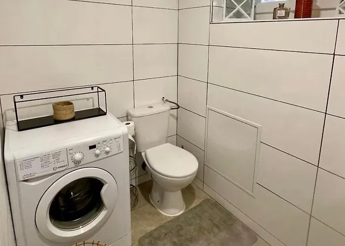 Jacuzzi Privatif 5km Du Centre Апартаменты